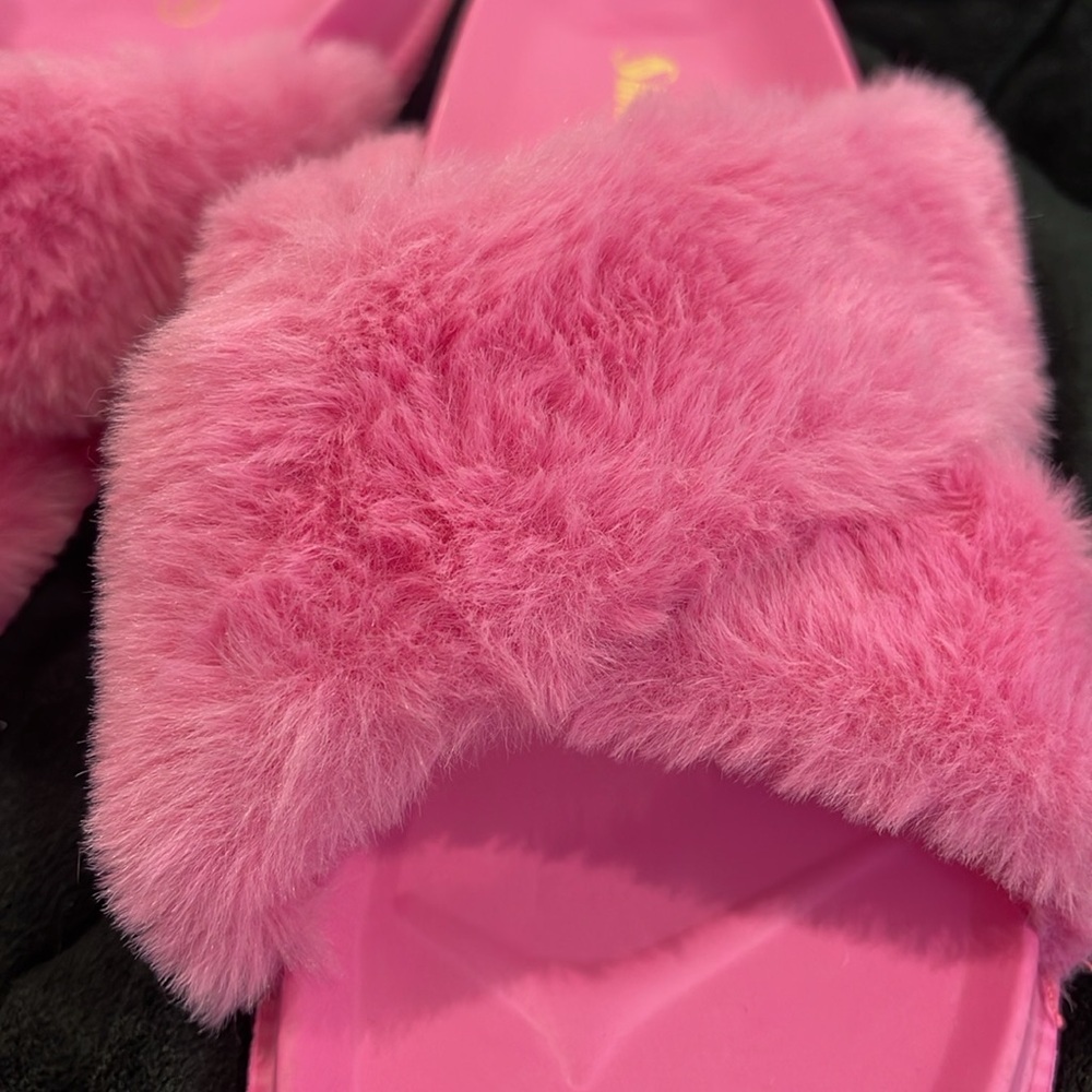 Pink Fuzzy Slippers - Size 39 (US 8) - Picture 3 of 9